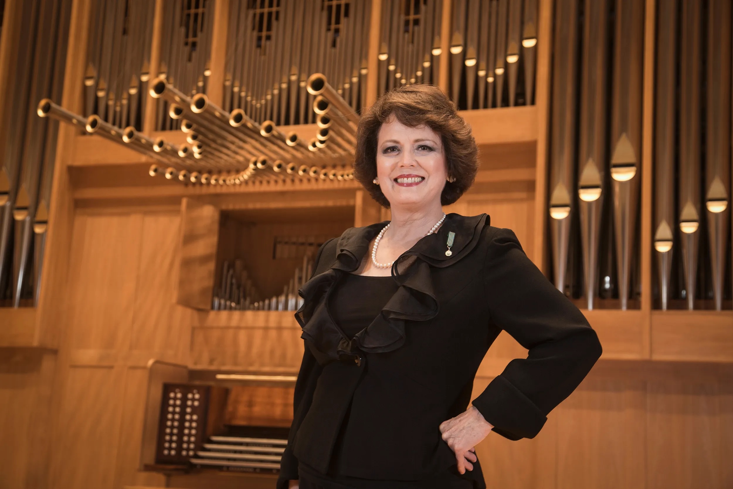 Lynne Davis, concert organist